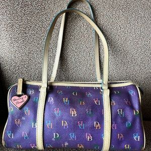DOONEY & BOURKE BARREL BAG